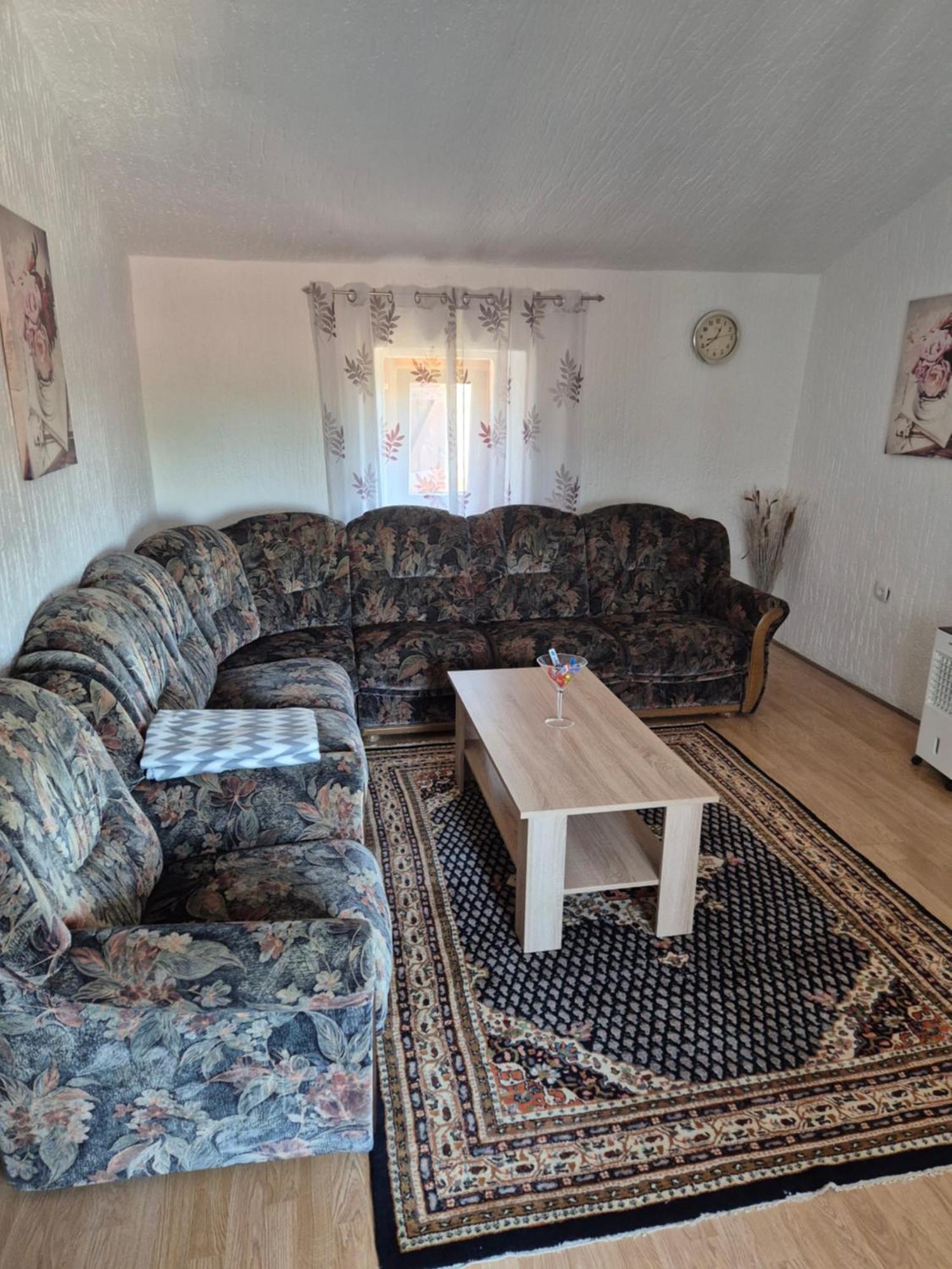 Apartman Nena Cepljani Exterior foto